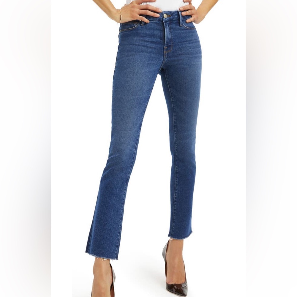 Good American // Good Straight Raw Hem High Waist Straight Leg Jeans size 8/29